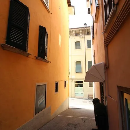 Semesterbostad Zanardelli Square Salò